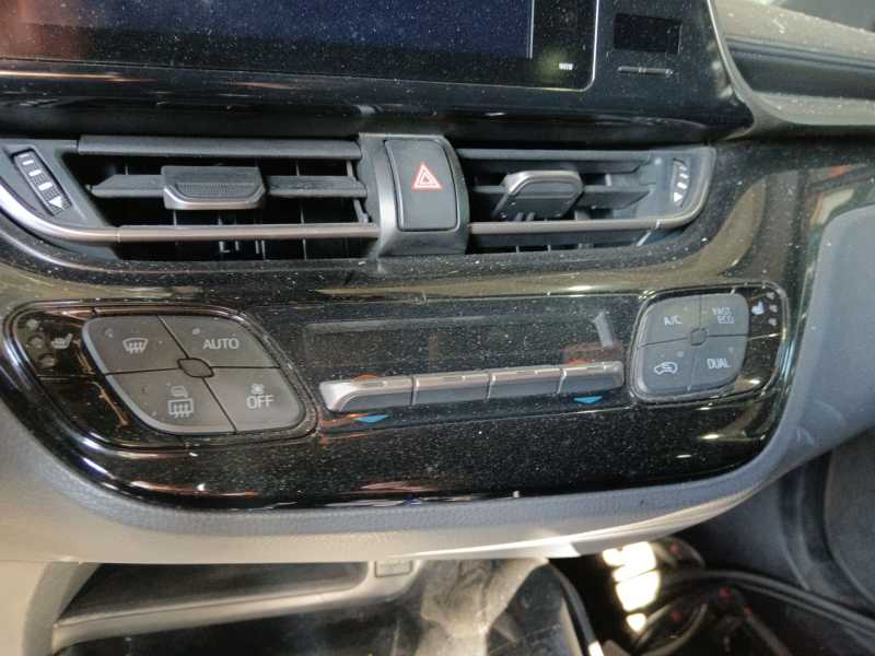 Recambio de mando climatizador para toyota c-hr (_x1_) 1.8 hybrid (zyx10_, zyx11_) referencia OEM IAM 55900F4031  