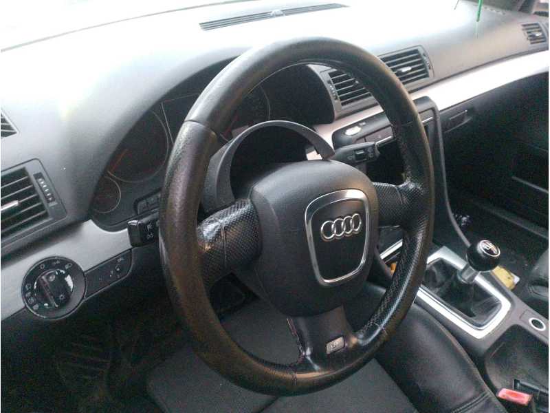 Recambio de volante para audi a4 b7 avant (8ed) 2.0 tdi referencia OEM IAM 4F0419091BS  