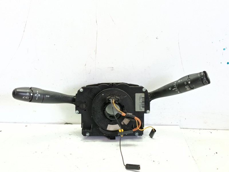 Recambio de mando volante para citroën c3 i (fc_, fn_) 1.4 hdi referencia OEM IAM 6239W8  