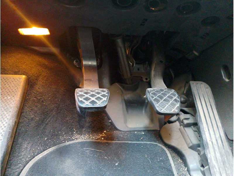 Recambio de pedal embrague para volkswagen jetta iii (1k2) 2.0 tdi referencia OEM IAM   