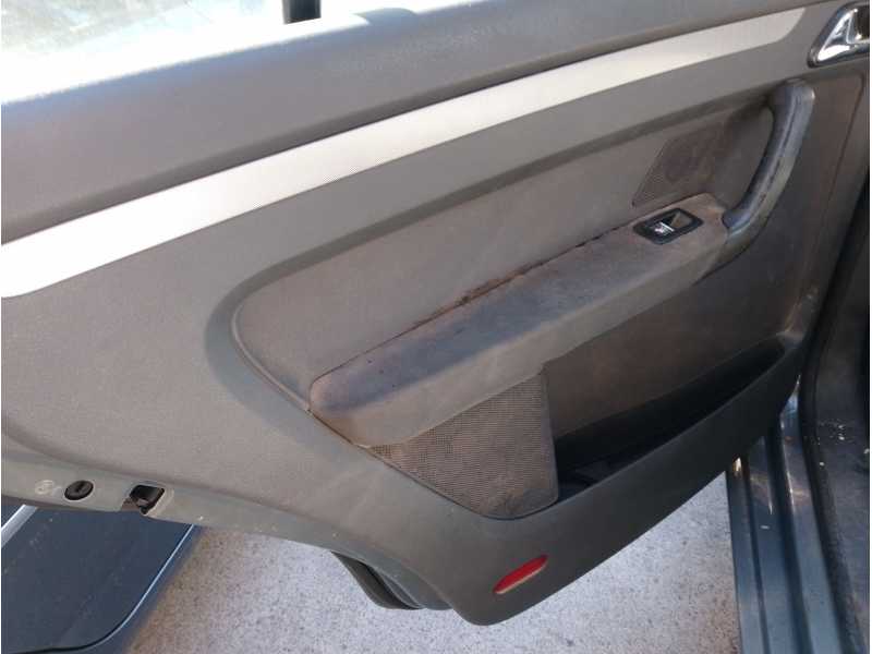 Recambio de elevalunas trasero izquierdo para volkswagen touran (1t1, 1t2) 1.6 referencia OEM IAM   
