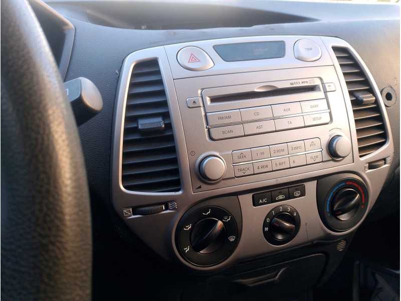 Recambio de radiador calefaccion / aire acondicionado para hyundai i20 i (pb, pbt) 1.2 referencia OEM IAM   