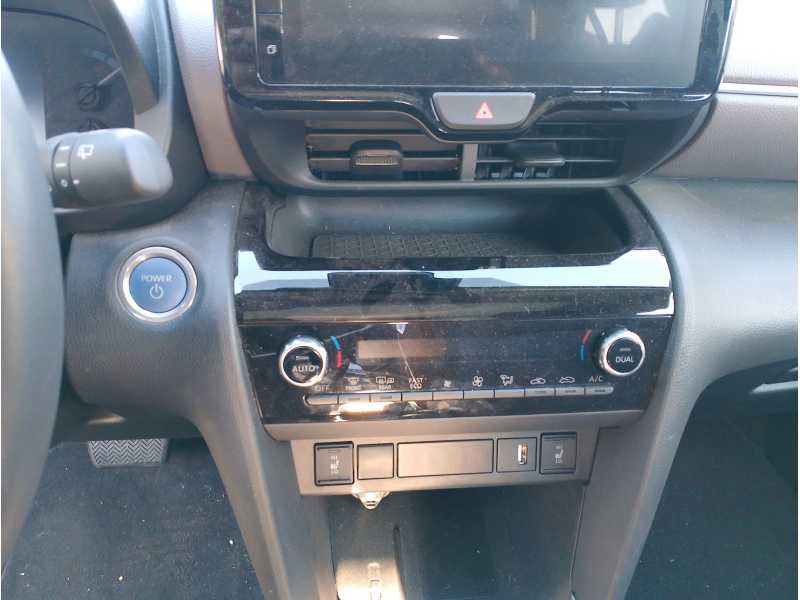 Recambio de ventilador calefaccion para toyota yaris hybrid active referencia OEM IAM   