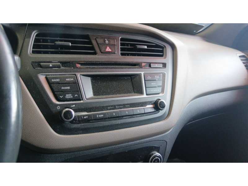 Recambio de sistema audio / radio cd para hyundai i20 ii (gb, ib) 1.4 crdi referencia OEM IAM 96170C82504X  