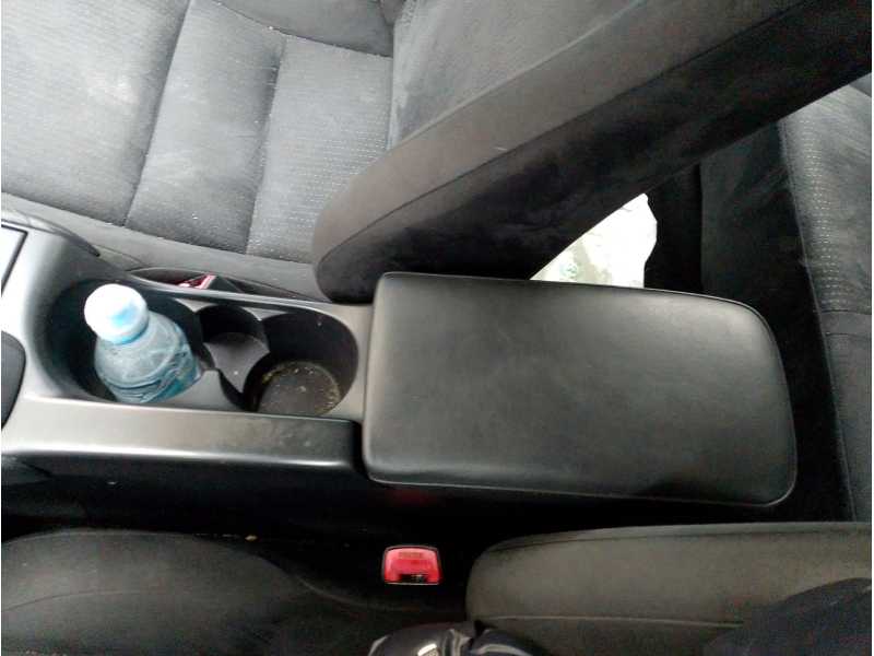 Recambio de apoyabrazos central para lexus ct (zwa10_) 200h (zwa10_) referencia OEM IAM 5891076012C0  