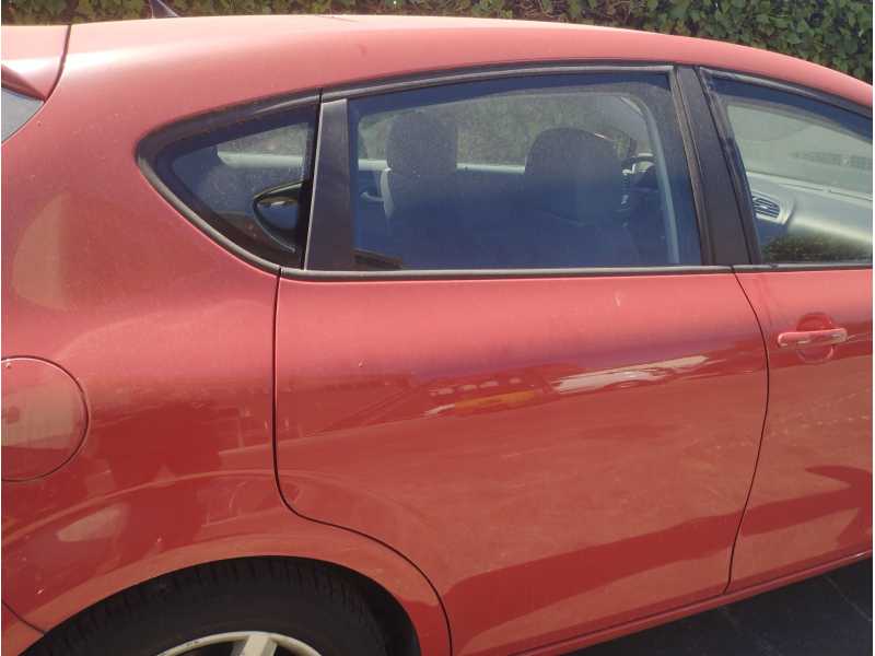Recambio de puerta trasera derecha para seat leon (1p1) 1.6 tdi referencia OEM IAM   