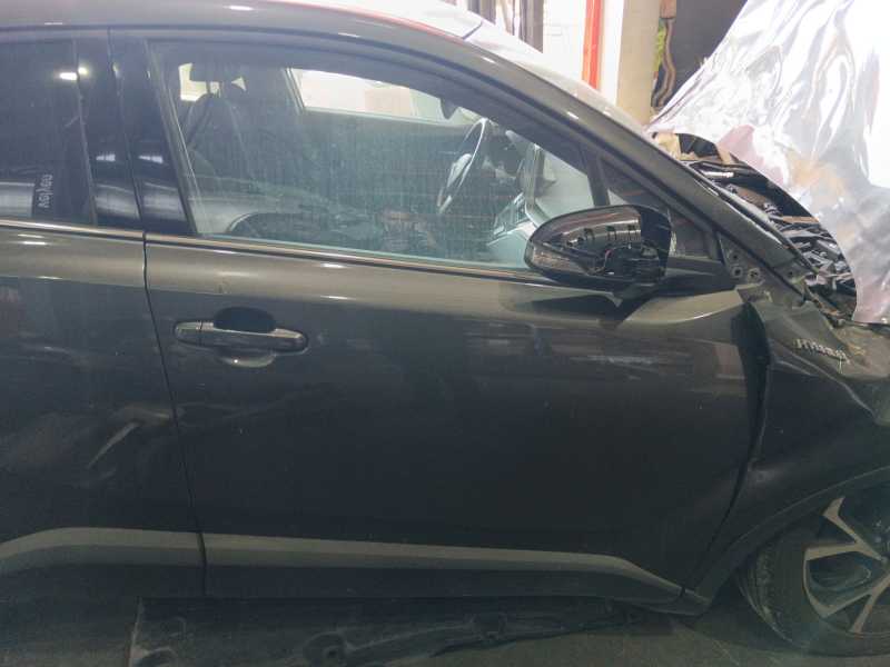 Recambio de puerta delantera derecha para toyota c-hr (_x1_) 1.8 hybrid (zyx10_, zyx11_) referencia OEM IAM 67001F4010  