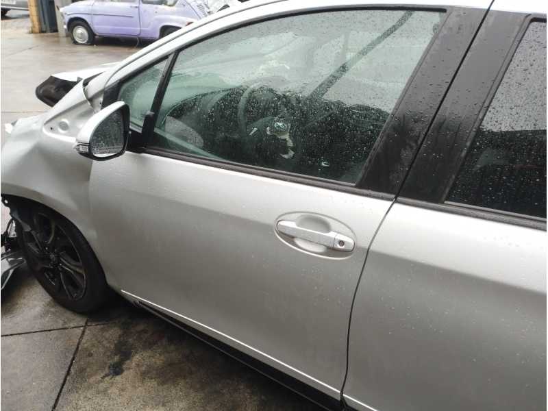 Recambio de puerta delantera izquierda para toyota yaris 1.5 16v cat referencia OEM IAM   