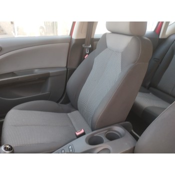 ASIENTO DELANTERO DERECHO 
