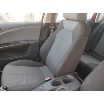 ASIENTO DELANTERO DERECHO 