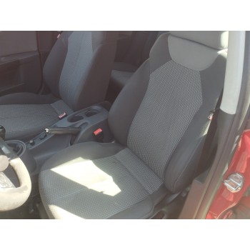 ASIENTO DELANTERO IZQUIERDO 