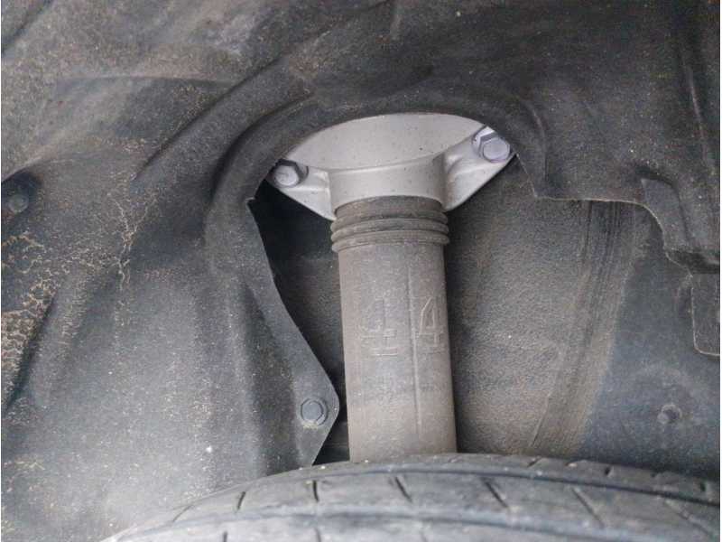 Recambio de amortiguador trasero izquierdo para lexus ux (za10) referencia OEM IAM   