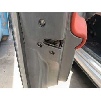 CERRADURA PUERTA DELANTERA IZQUIERDA A4547200135 
