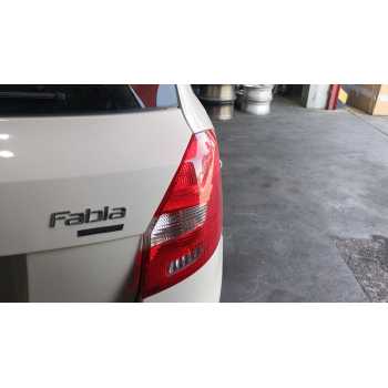 PILOTO TRASERO DERECHO 5J6945112 