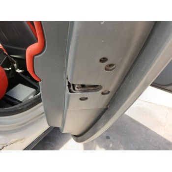 CERRADURA PUERTA TRASERA DERECHA A4547300035 