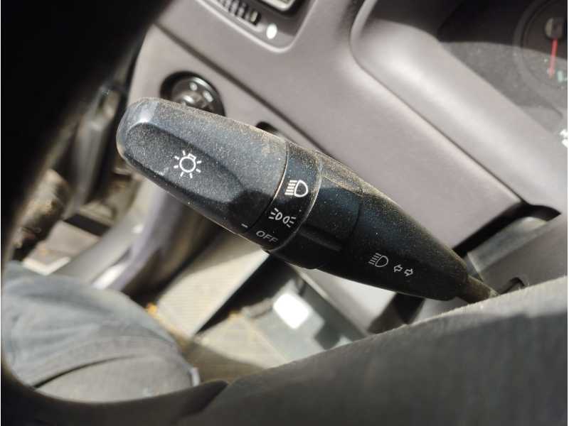 Recambio de mando luces para ssangyong korando 2.9 turbodiesel cat referencia OEM IAM   