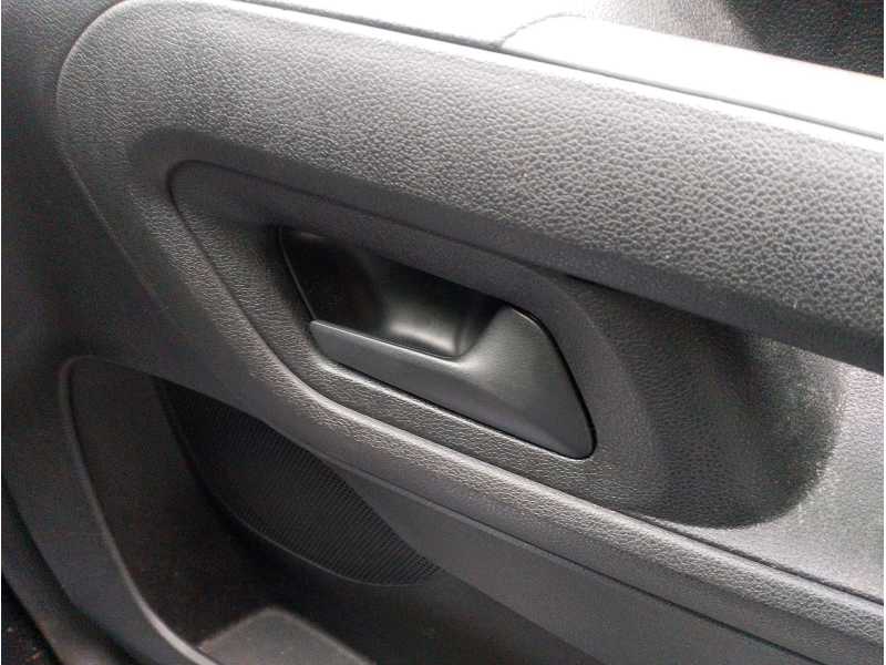 Recambio de cerradura puerta delantera derecha para toyota proace verso referencia OEM IAM SU001A9681  