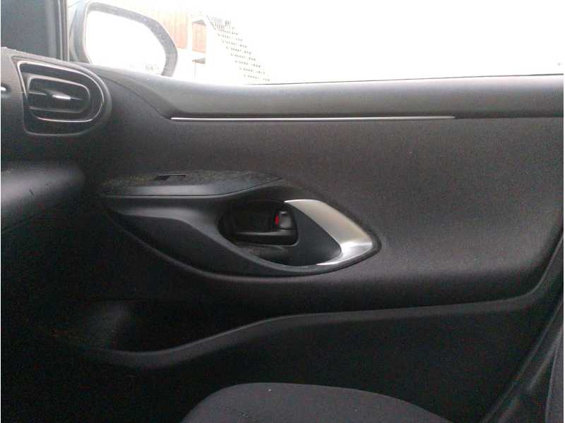 Recambio de guarnecido puerta delantera derecha para toyota yaris (_p21_, _pa1_, _ph1_) 1.5 hybrid (mxph10) referencia OEM IAM 6