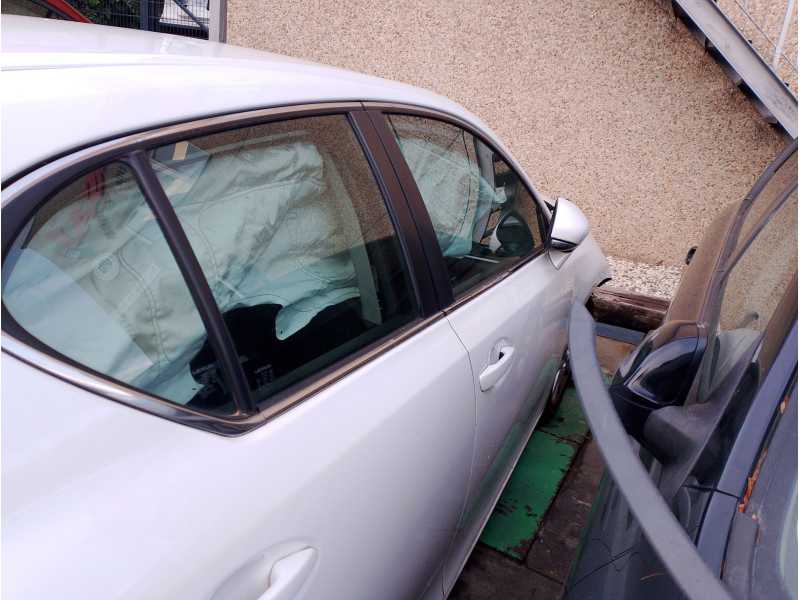 Recambio de puerta delantera derecha para lexus ct (zwa10_) 200h (zwa10_) referencia OEM IAM 6711176010  