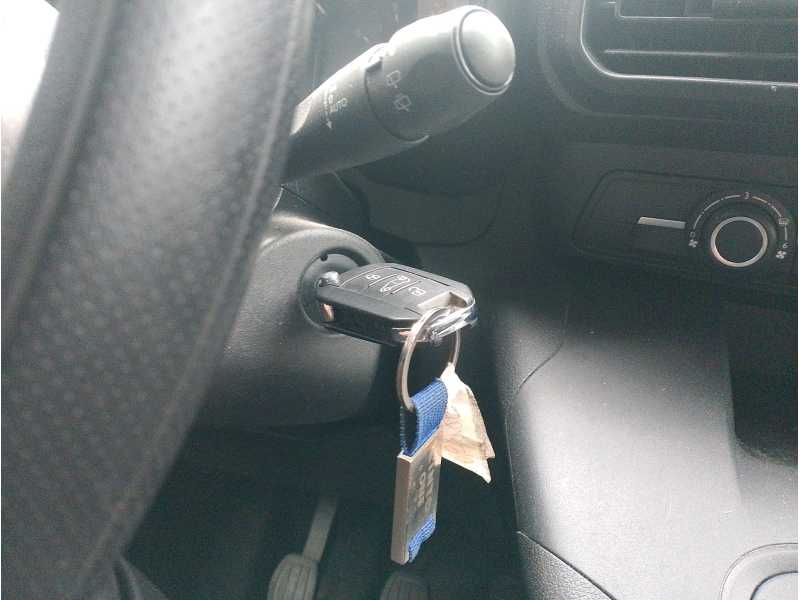 Recambio de conmutador de arranque para toyota proace verso referencia OEM IAM SU001B2215  