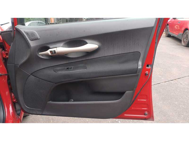Recambio de guarnecido puerta delantera derecha para toyota auris (_e15_) 2.0 d-4d (ade150_) referencia OEM IAM   