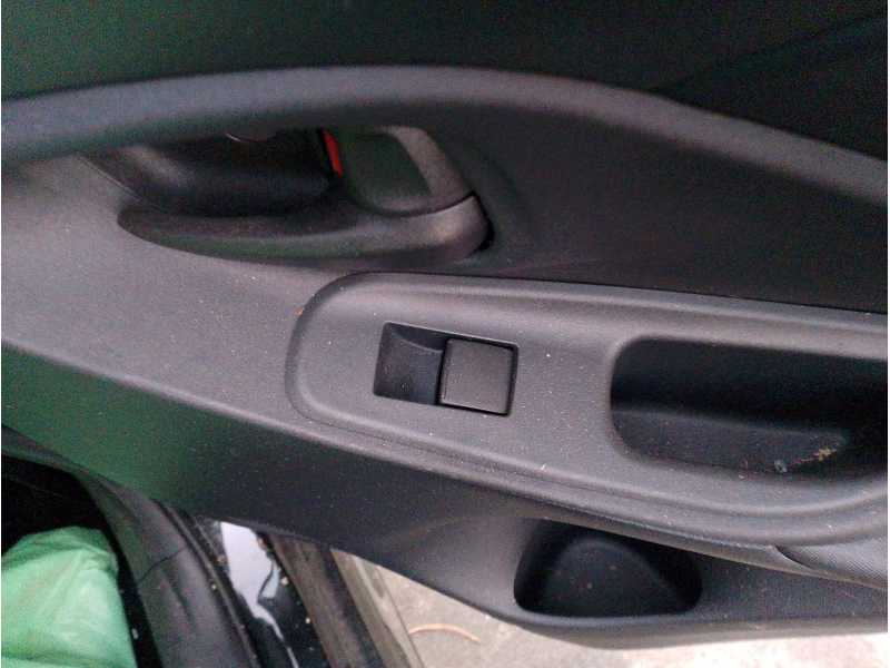 Recambio de mando elevalunas trasero derecho para toyota yaris (_p21_, _pa1_, _ph1_) 1.5 hybrid (mxph10) referencia OEM IAM 7427