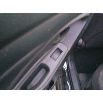 MANDO ELEVALUNAS TRASERO IZQUIERDO 74272K0090 