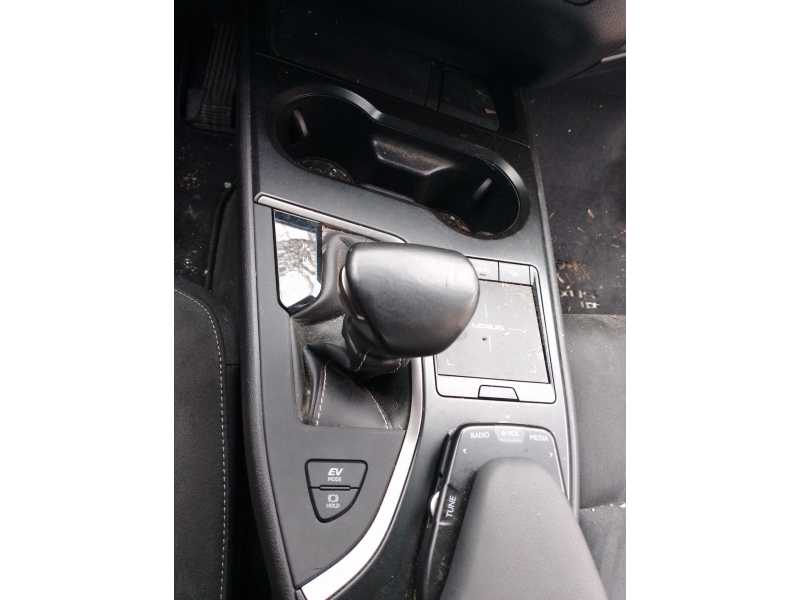 Recambio de palanca cambio para lexus ux (za10) referencia OEM IAM 3356033380  