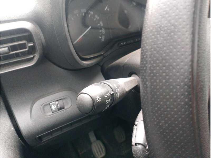 Recambio de mando luces para toyota proace verso referencia OEM IAM SU001B1916  