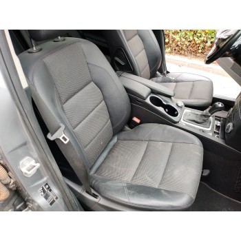 ASIENTO DELANTERO DERECHO 