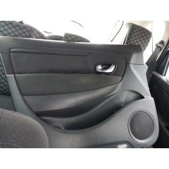 GUARNECIDO PUERTA DELANTERA IZQUIERDA 809011235R 