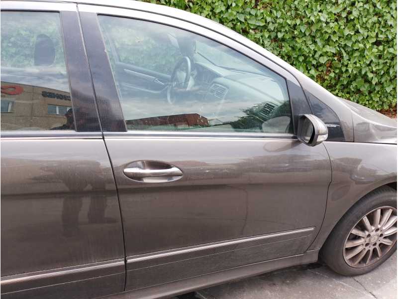 Recambio de puerta delantera derecha para mercedes-benz clase b (w245) 2.0 cat referencia OEM IAM   