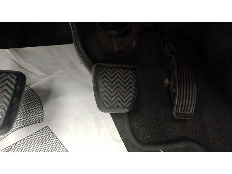 Recambio de pedal freno para toyota auris (_e15_) 2.0 d-4d (ade150_) referencia OEM IAM   