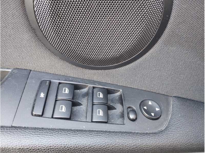 Recambio de mando elevalunas delantero izquierdo para bmw serie 3 touring (e91) 318d referencia OEM IAM   