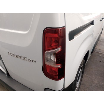 PILOTO TRASERO DERECHO SU001B0487 