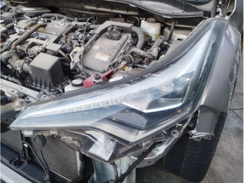 Recambio de faro izquierdo para toyota c-hr hybrid active referencia OEM IAM   