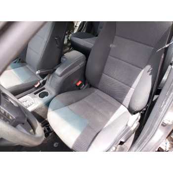 ASIENTO DELANTERO IZQUIERDO 