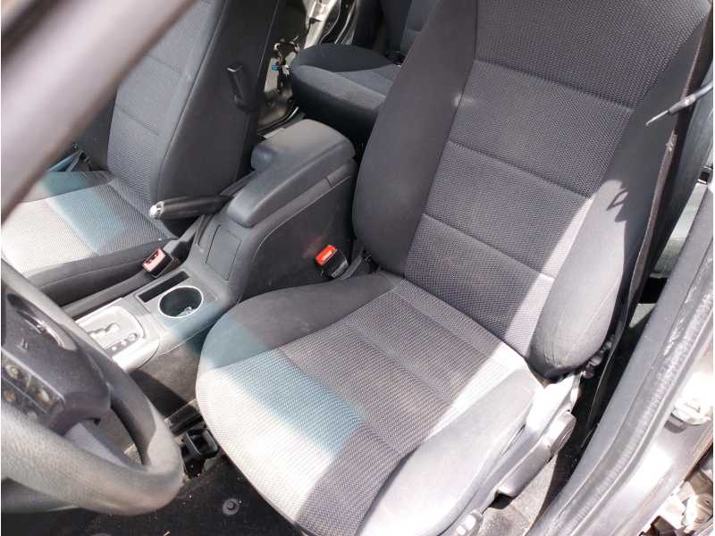 Recambio de asiento delantero izquierdo para mercedes-benz clase b (w245) 2.0 cat referencia OEM IAM   