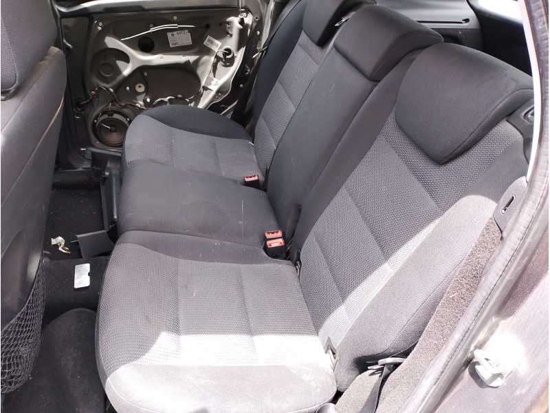 Recambio de asientos traseros para mercedes-benz clase b (w245) 2.0 cat referencia OEM IAM   