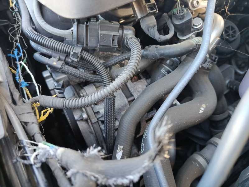 Recambio de alternador para audi a4 b9 avant (8w5, 8wd) 35 tdi mild hybrid referencia OEM IAM 04L903018  