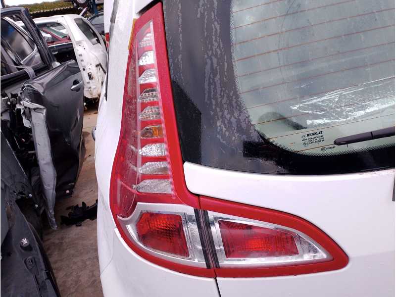 Recambio de piloto trasero izquierdo para renault scénic iii (jz0/1_) 1.5 dci referencia OEM IAM 265558940R  