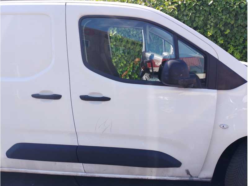 Recambio de puerta delantera derecha para toyota proace verso 1.6 d-4d cat referencia OEM IAM   