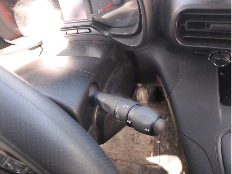 Recambio de mando limpia para toyota proace verso 1.6 d-4d cat referencia OEM IAM   