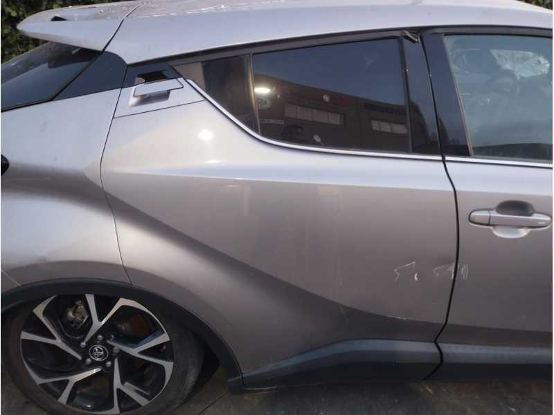 Recambio de puerta trasera derecha para toyota c-hr hybrid active referencia OEM IAM   