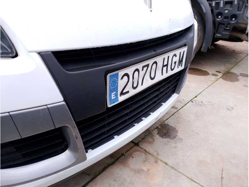 Recambio de rejilla delantera para renault scénic iii (jz0/1_) 1.5 dci referencia OEM IAM 622545401R  