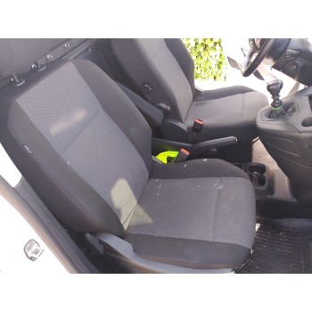 ASIENTO DELANTERO DERECHO 