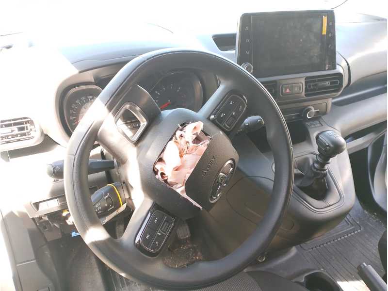 Recambio de volante para toyota proace verso 1.6 d-4d cat referencia OEM IAM   