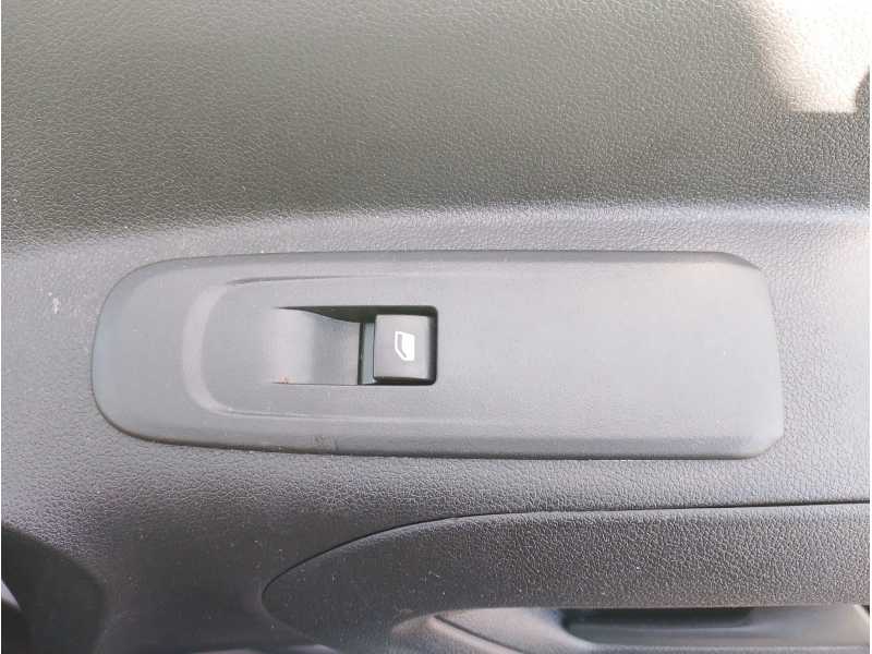 Recambio de mando elevalunas delantero derecho para toyota proace verso 1.6 d-4d cat referencia OEM IAM   