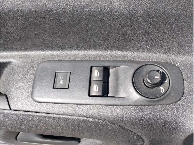 Recambio de mando elevalunas delantero izquierdo para toyota proace verso 1.6 d-4d cat referencia OEM IAM   
