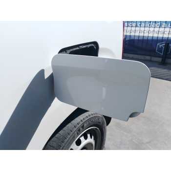 TAPA EXTERIOR COMBUSTIBLE 